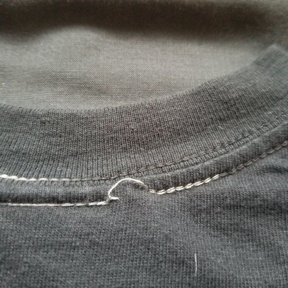 Repeating Nike Skull Tee M - Picture 5 of 8